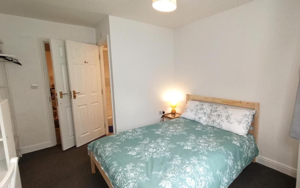 Bright, Chilled Ensuite Db Room In A Shared Flat! Londres Exterior foto