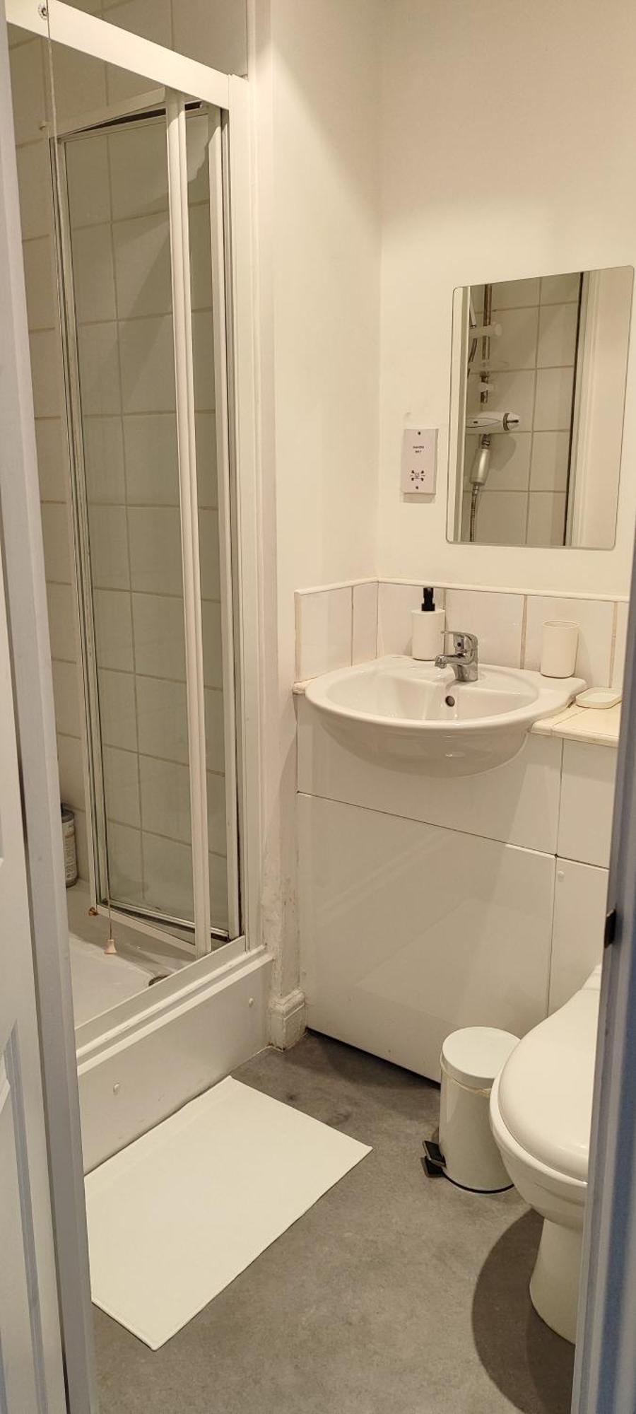 Bright, Chilled Ensuite Db Room In A Shared Flat! Londres Quarto foto