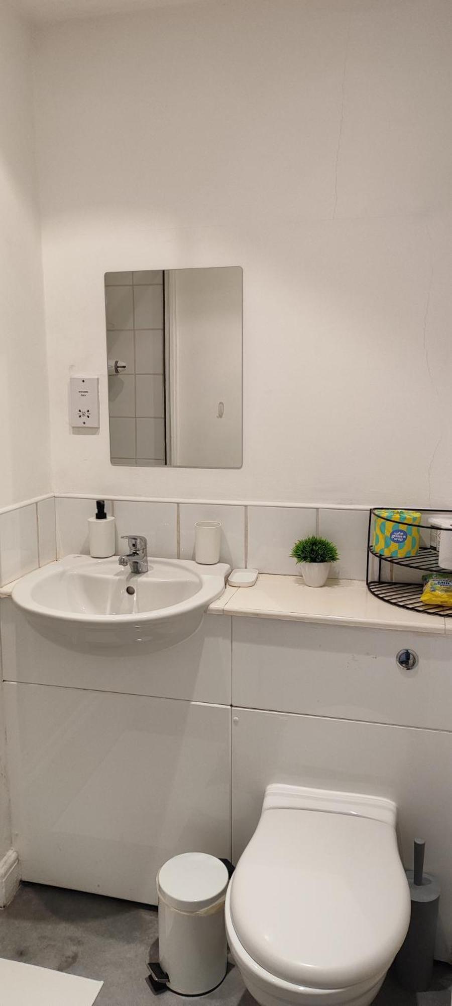 Bright, Chilled Ensuite Db Room In A Shared Flat! Londres Quarto foto